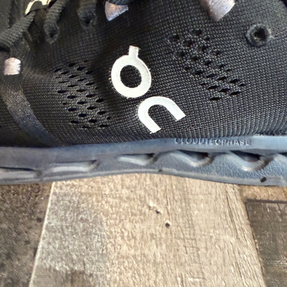 On Running Cloudtec Phase Black Running Sneakers … - image 2